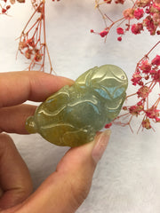 Greenish Yellow Jade Pendant - Rabbit (PE318)