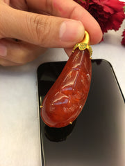 Red Jade Pendant - Peapod (PE269)