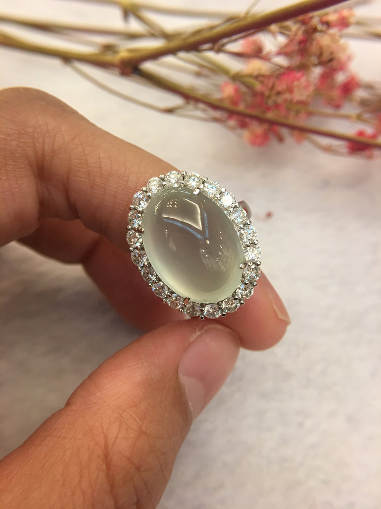 Glassy Variety Jade Ring - Oval Cabochon (RI018)