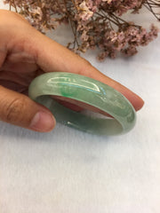Icy Light Green Jade Bangle - Round (BA143)