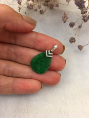 Green Jade Pendant - Pear Shape (PE339)
