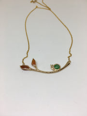 Red & Green Necklace - Snail On Flowers (NE030)