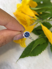 Natural Blue Sapphire Ring (Unheated) (GE111)