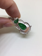 Green Pendant - Guanyin (PE150)