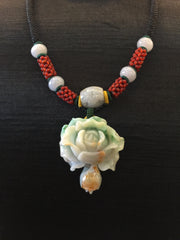 Green With Red Pendant - Flower (PE020)